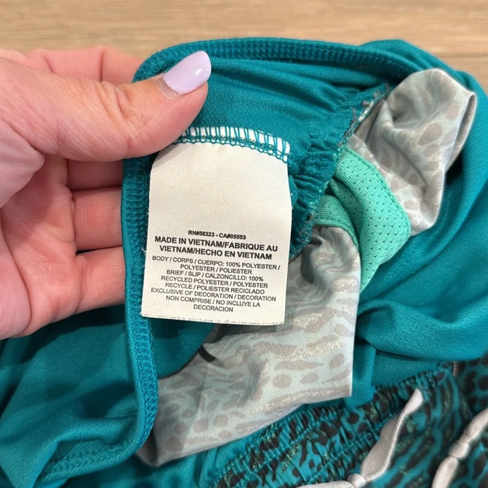 NIKE Green Teal Cheetah Print Tempo Dri-Fit Active Workout Running Gym Shorts S - Picture 10 of 10